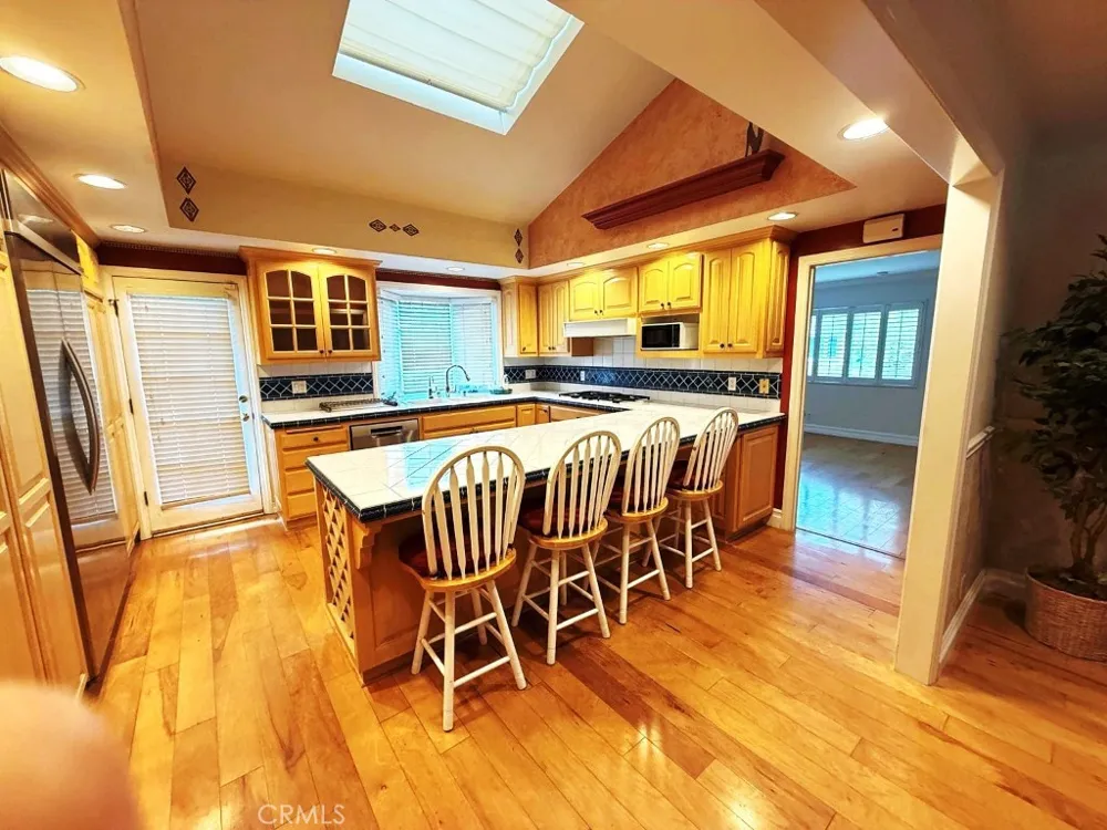 308 Somerset Placentia, CA 92870