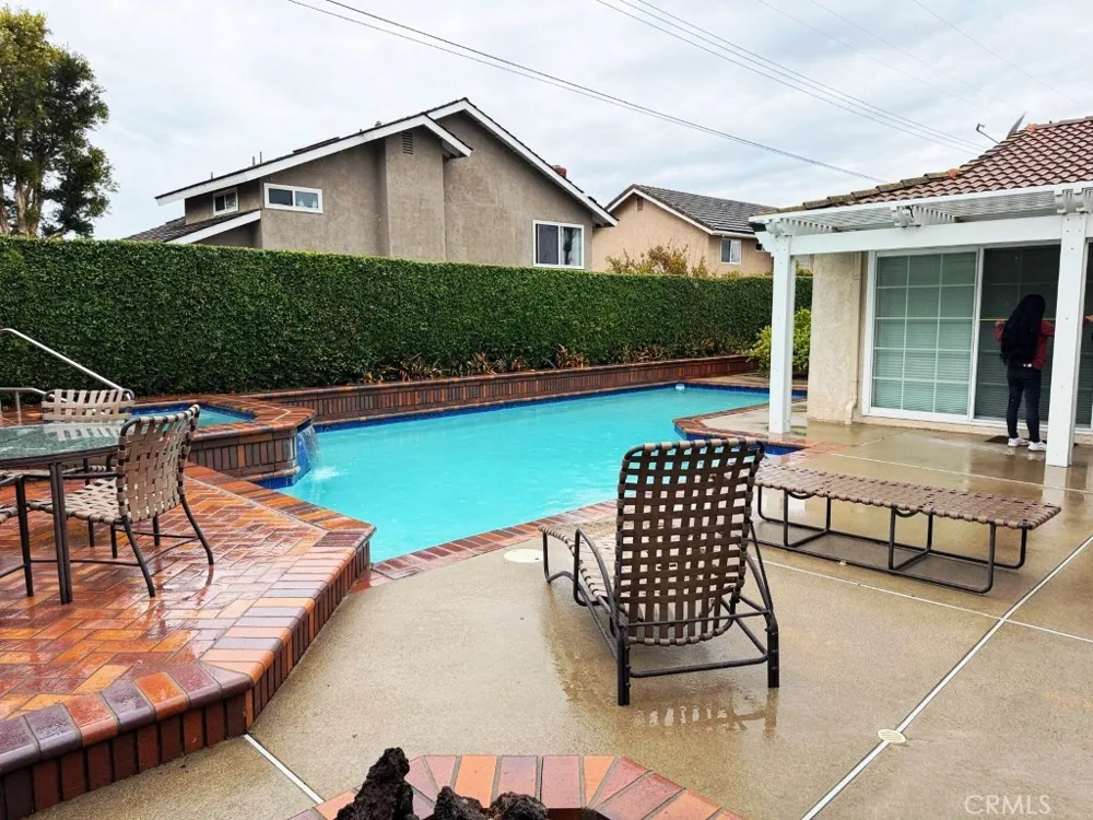 308 Somerset Placentia, CA 92870
