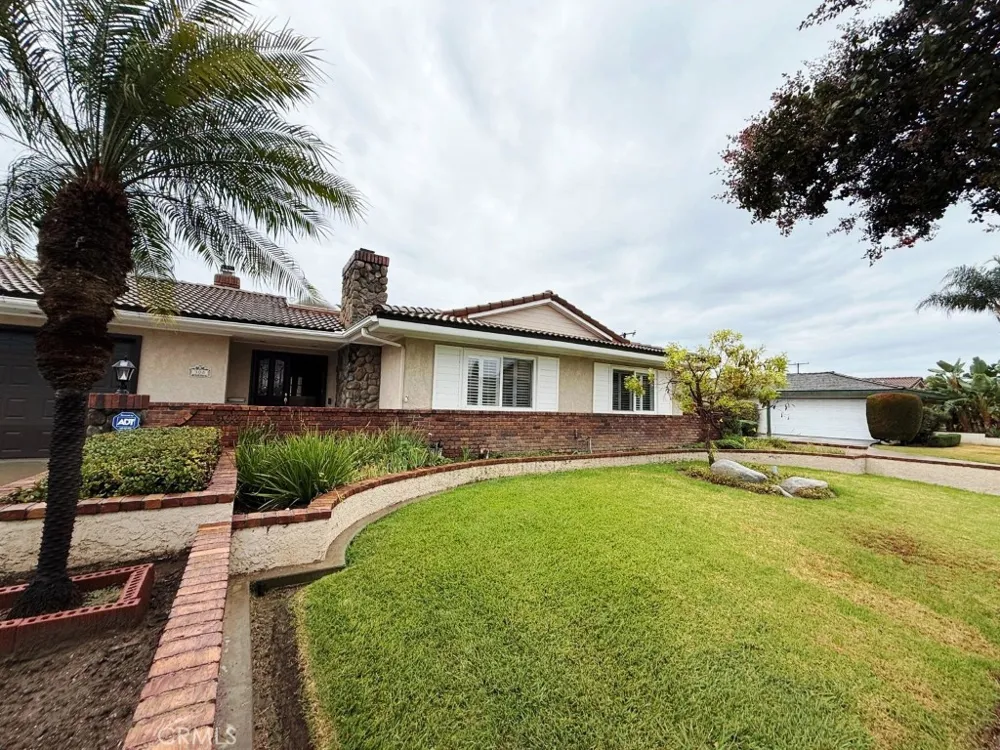 308 Somerset Placentia, CA 92870