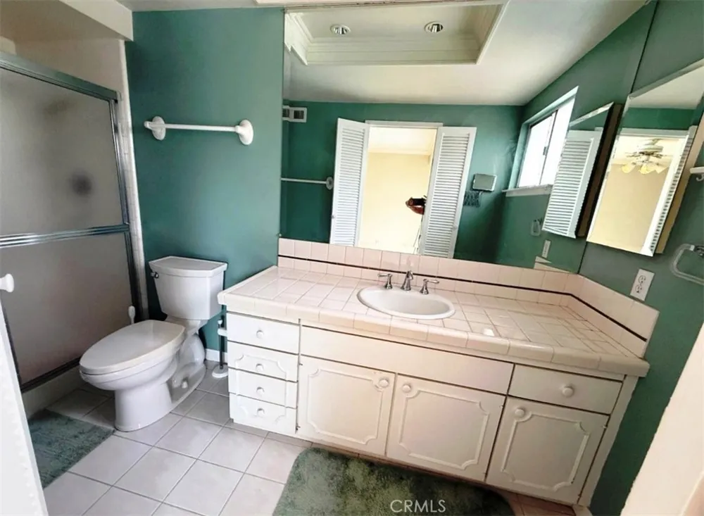 308 Somerset Placentia, CA 92870