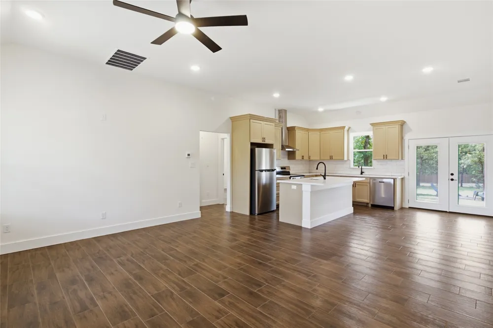 Address Not Shown Rockdale, TX 76567