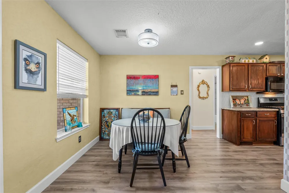 261 26th Street San Leon, TX 77539
