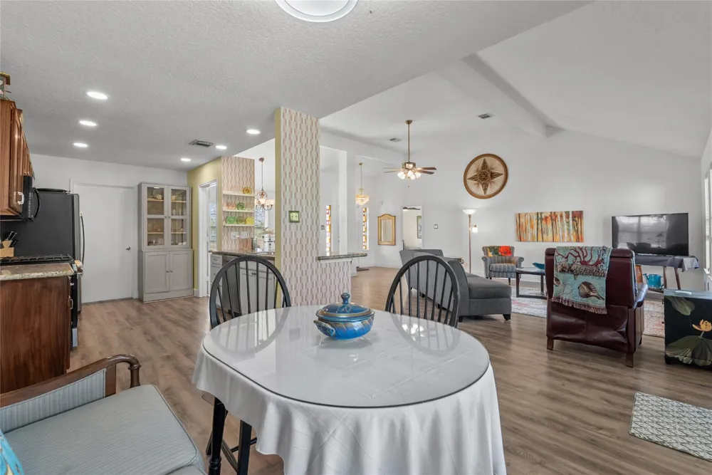 261 26th Street San Leon, TX 77539