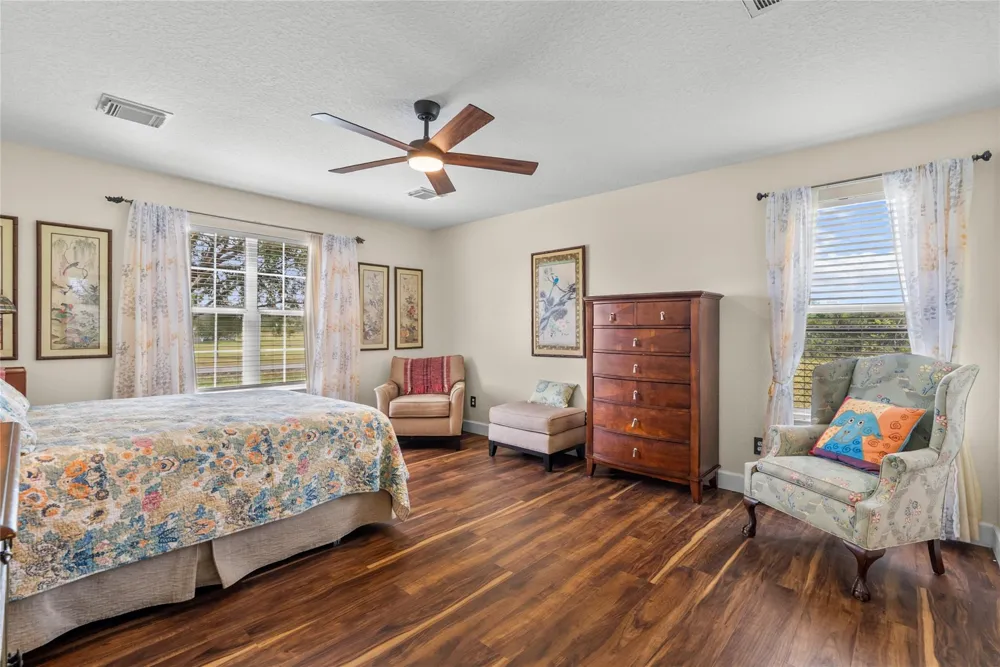 261 26th Street San Leon, TX 77539