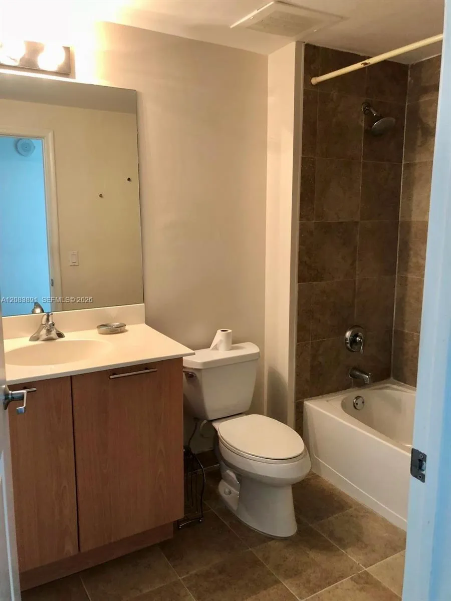2021 SW 3rd Ave #1102 Miami, FL 33129