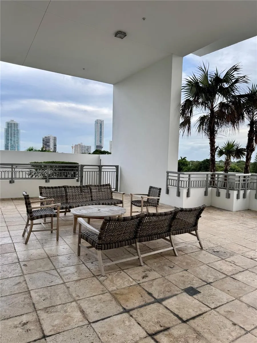 2021 SW 3rd Ave #1102 Miami, FL 33129