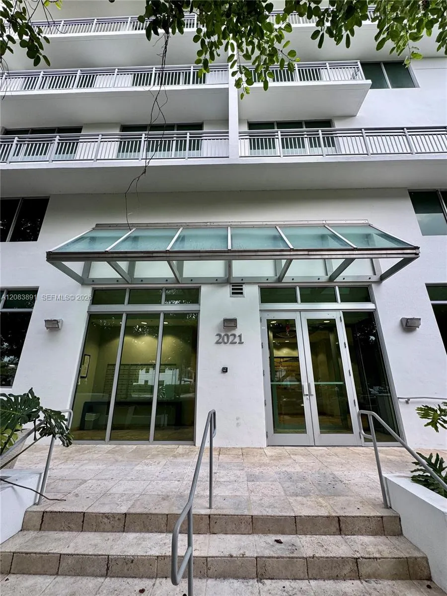 2021 SW 3rd Ave #1102 Miami, FL 33129