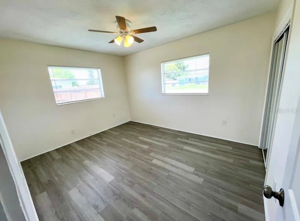4675 ORLANDO CIRCLE Bradenton, FL 34207