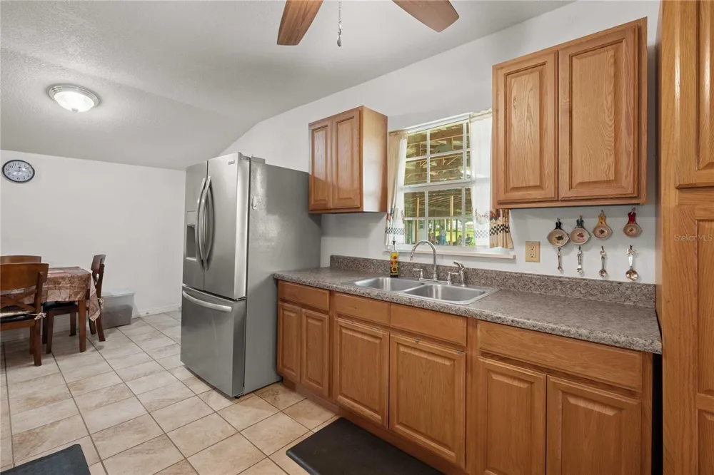 14927 14TH STREET Dade City, FL 33523