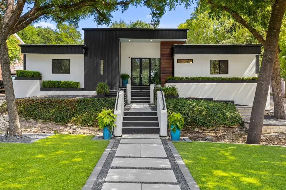 2909 Hillview Road Austin, TX 78703