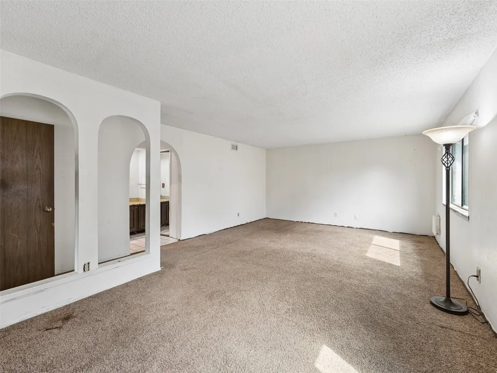 733 Red Wing Drive Lewisville, TX 75067
