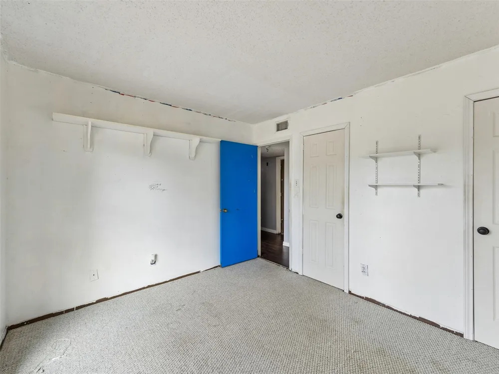 733 Red Wing Drive Lewisville, TX 75067