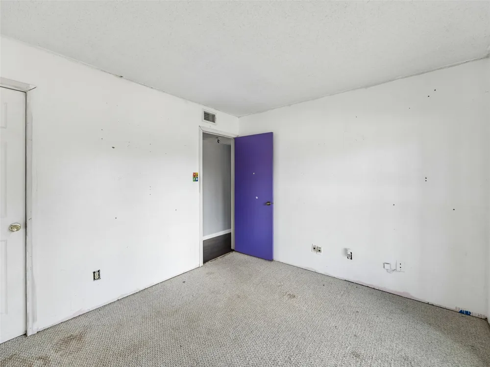 733 Red Wing Drive Lewisville, TX 75067