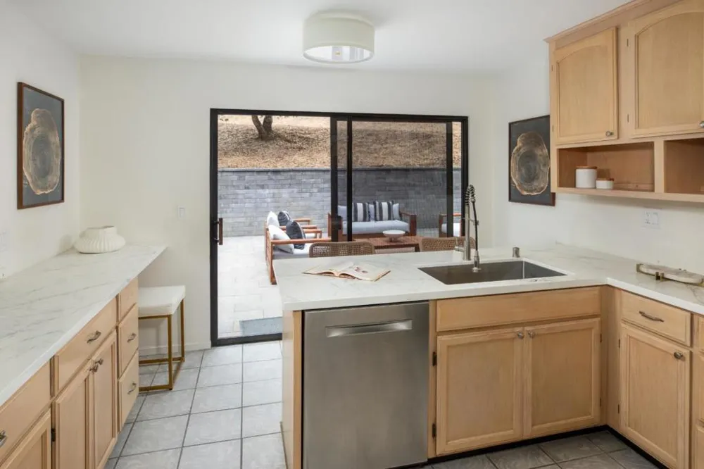 45 Bear Paw Portola Valley, CA 94028
