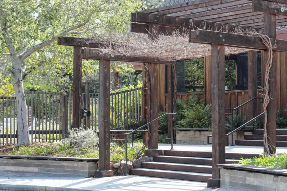 45 Bear Paw Portola Valley, CA 94028
