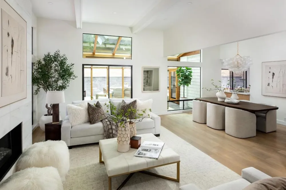 45 Bear Paw Portola Valley, CA 94028