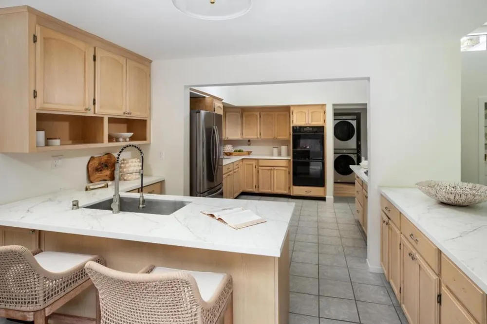 45 Bear Paw Portola Valley, CA 94028