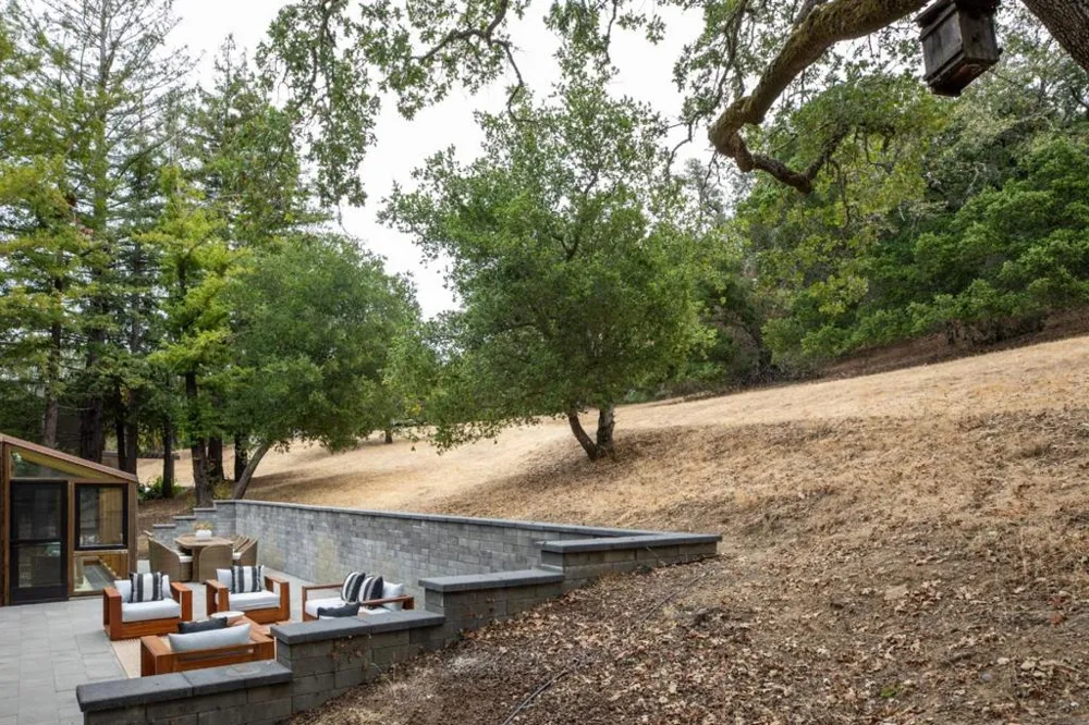 45 Bear Paw Portola Valley, CA 94028