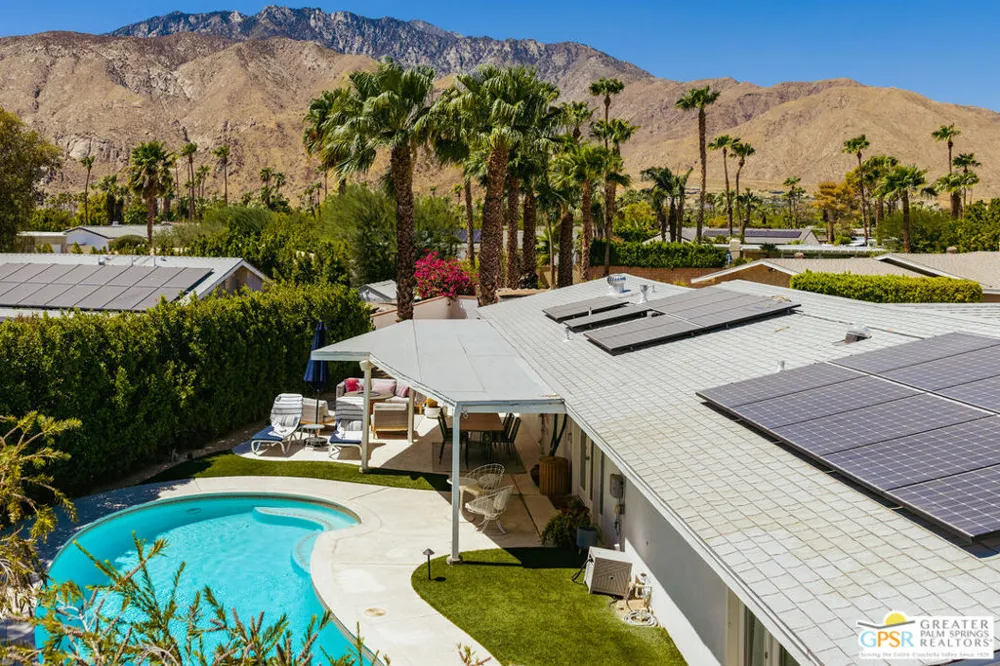 1373 E Madero Circle Palm Springs, CA 92262