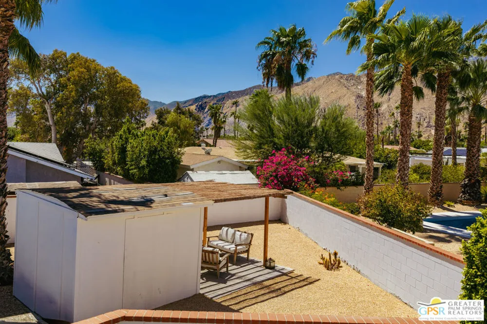 1373 E Madero Circle Palm Springs, CA 92262