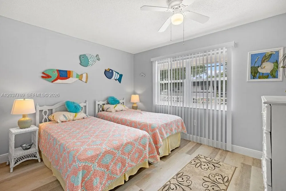 2800 Indian River Blvd #R9 Vero Beach, FL 32960