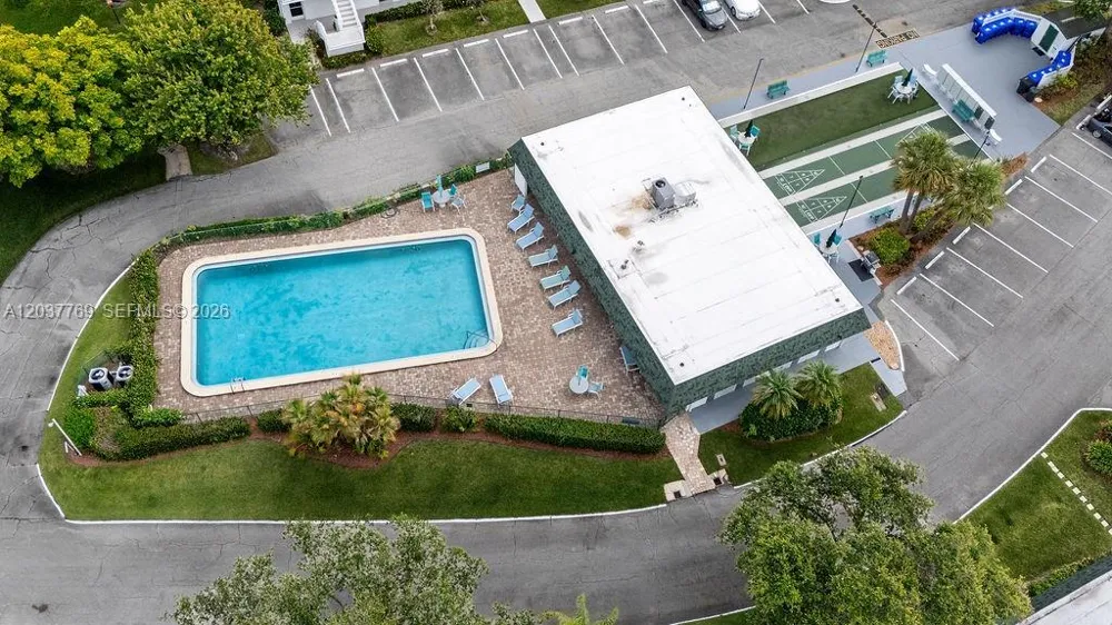 2800 Indian River Blvd #R9 Vero Beach, FL 32960