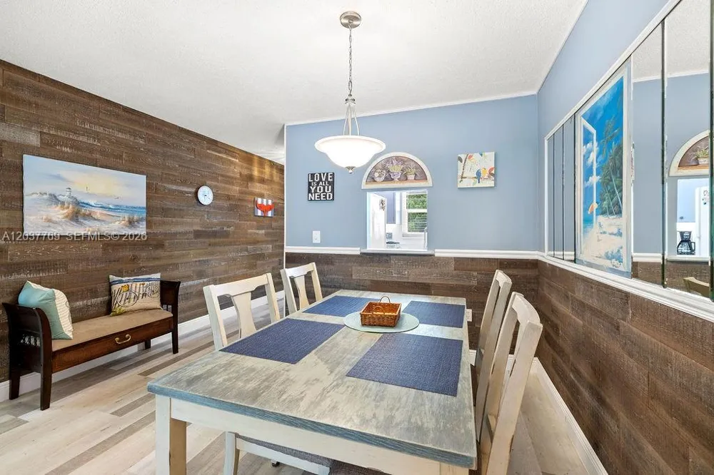 2800 Indian River Blvd #R9 Vero Beach, FL 32960