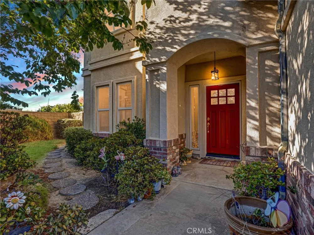 207 Gilbert Way Placentia, CA 92870
