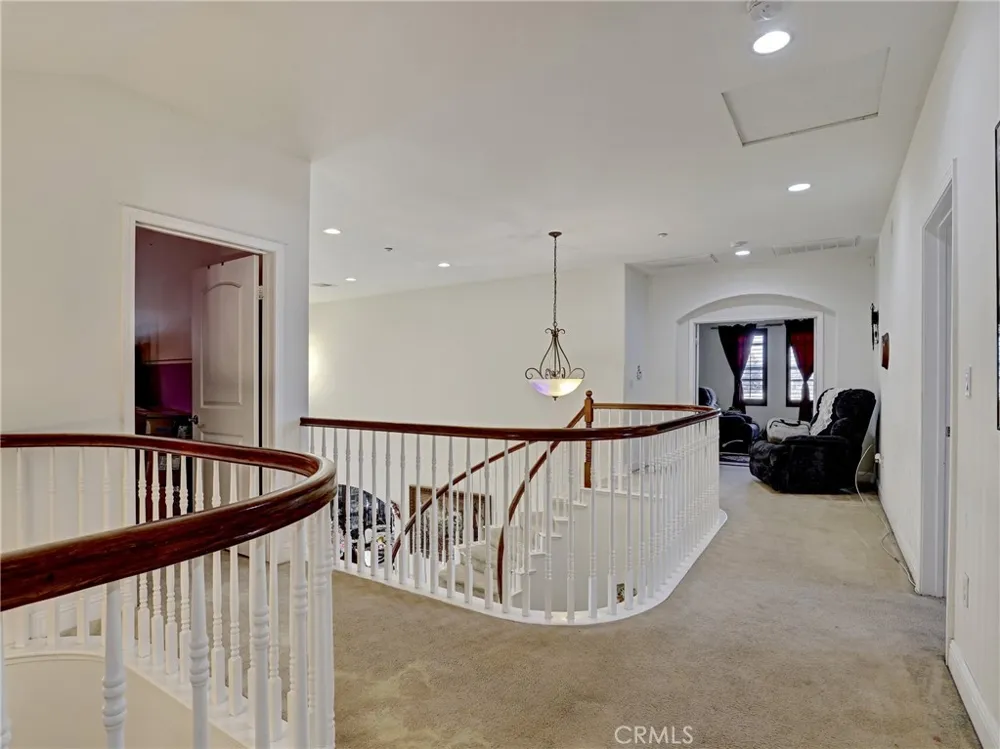 207 Gilbert Way Placentia, CA 92870