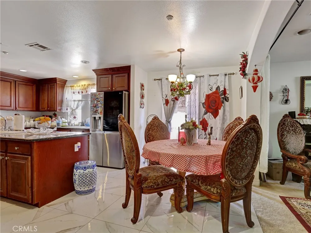 207 Gilbert Way Placentia, CA 92870