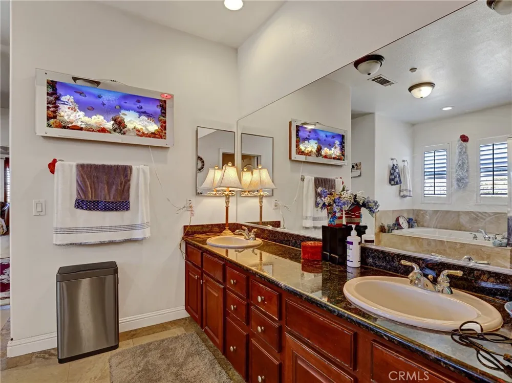 207 Gilbert Way Placentia, CA 92870