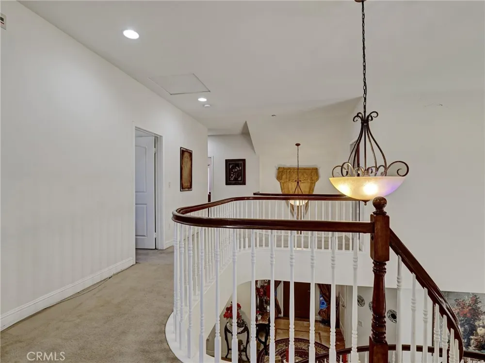 207 Gilbert Way Placentia, CA 92870
