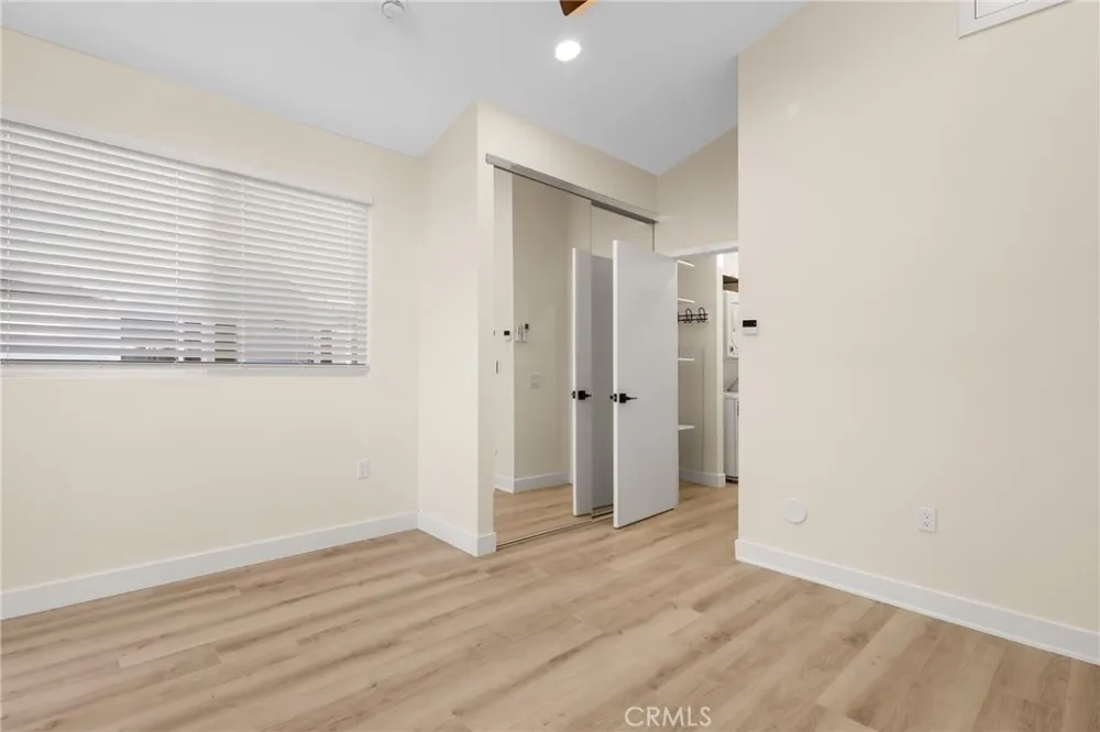 23343 gondor Lake Forest, CA 92630
