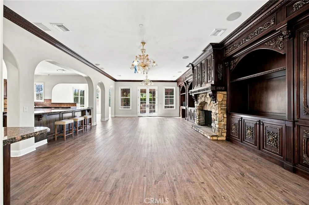 5182 Garrett Court Calabasas, CA 91302