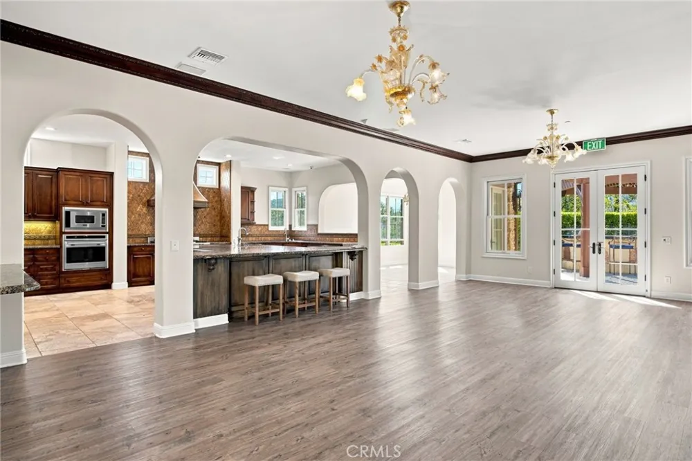 5182 Garrett Court Calabasas, CA 91302