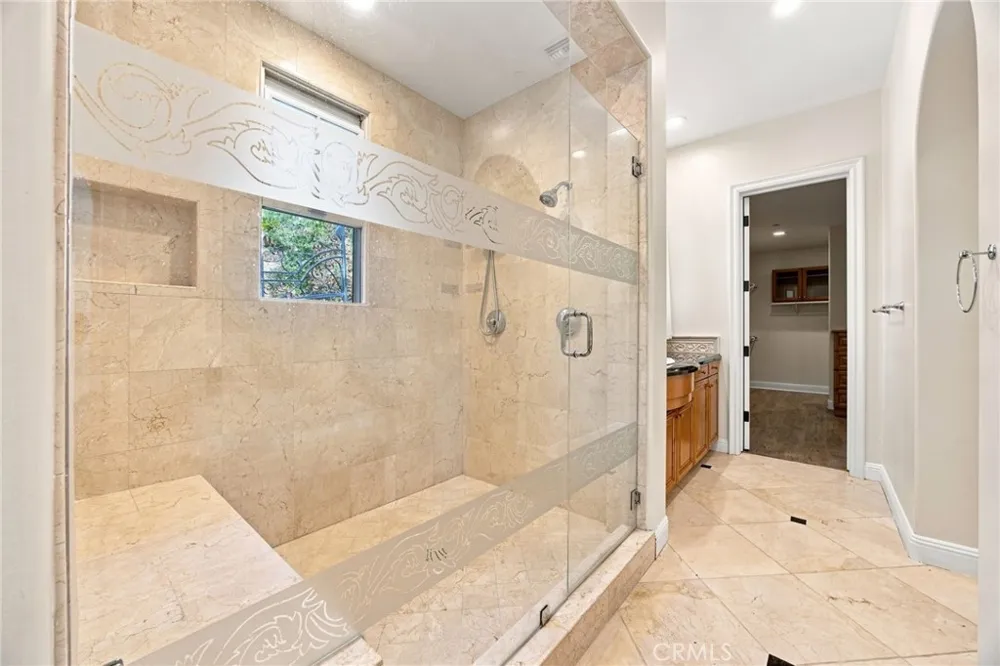 5182 Garrett Court Calabasas, CA 91302