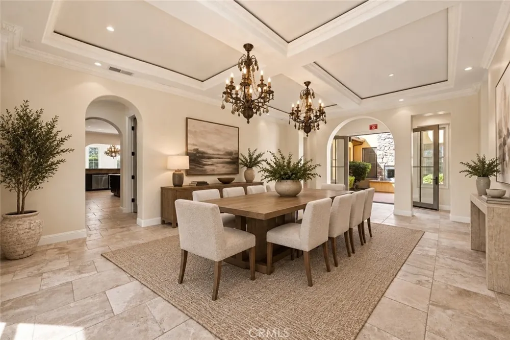 5182 Garrett Court Calabasas, CA 91302