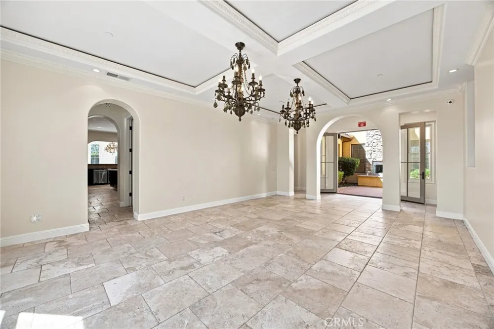 5182 Garrett Court Calabasas, CA 91302