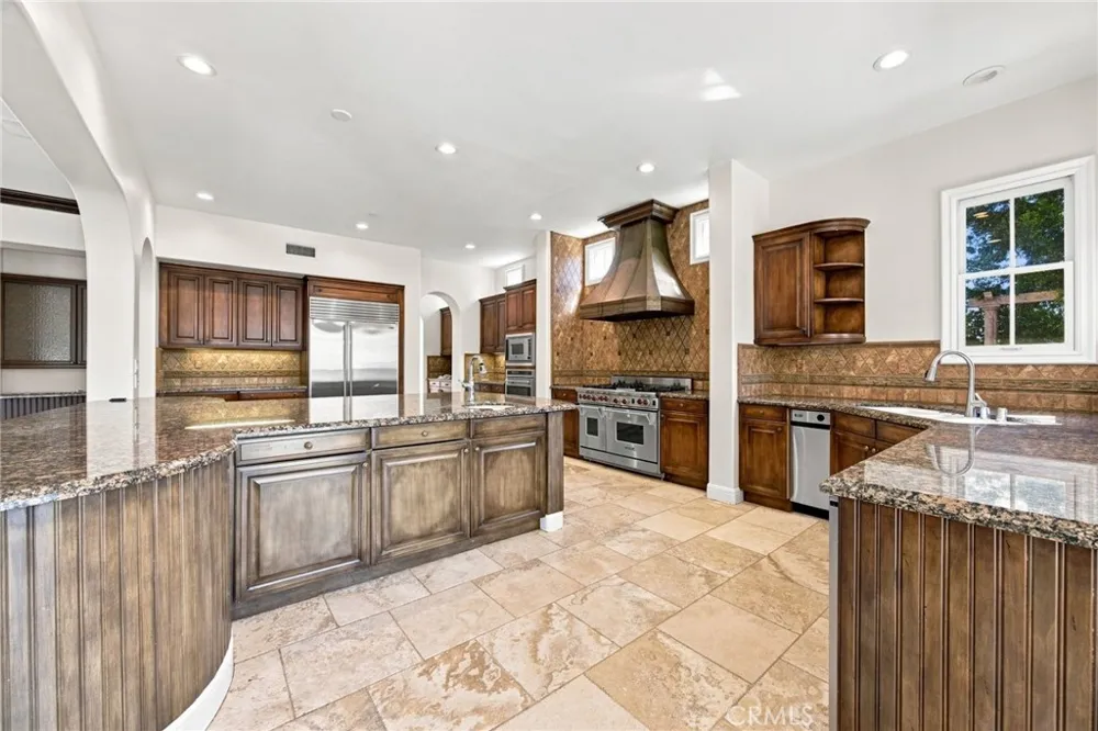 5182 Garrett Court Calabasas, CA 91302