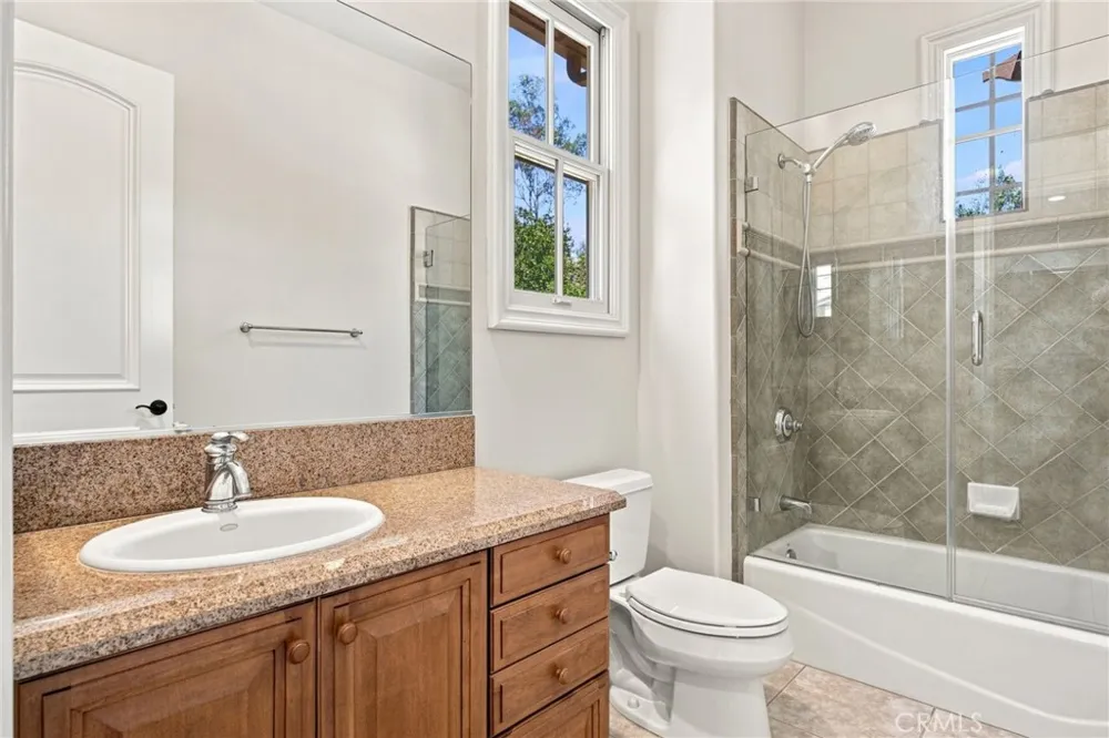 5182 Garrett Court Calabasas, CA 91302