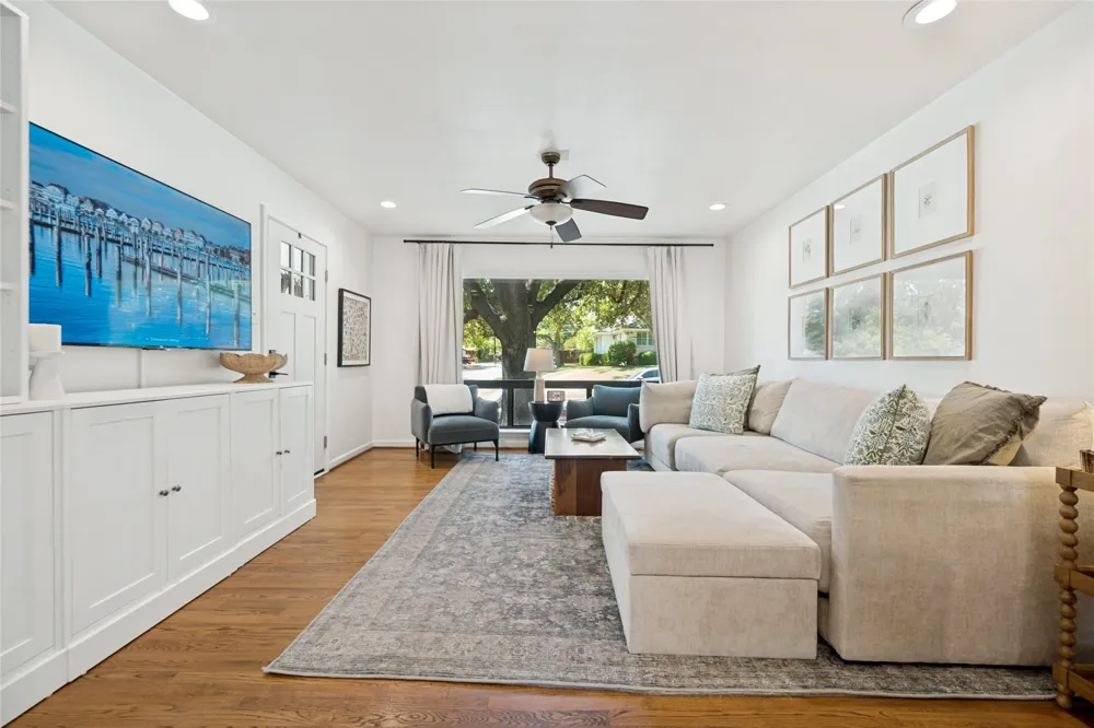 754 Kirkwood Drive Dallas, TX 75218