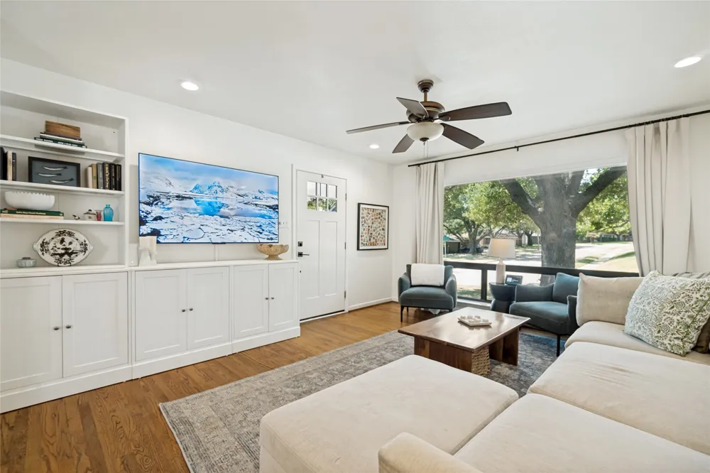 754 Kirkwood Drive Dallas, TX 75218