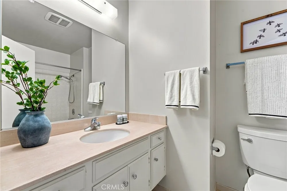 2762 Tern Circle Costa Mesa, CA 92626