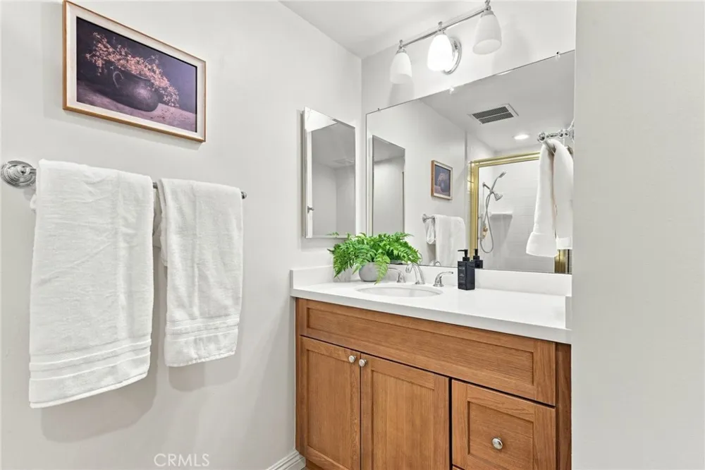 2762 Tern Circle Costa Mesa, CA 92626