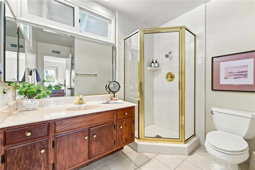 2762 Tern Circle Costa Mesa, CA 92626