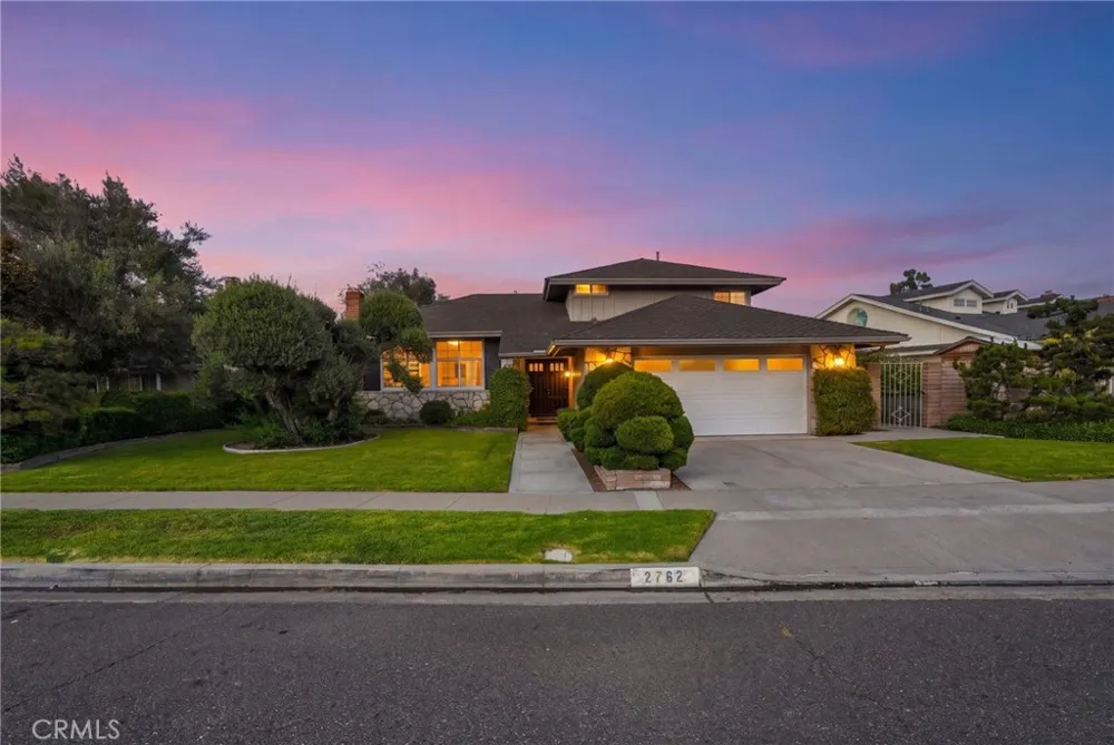 2762 Tern Circle Costa Mesa, CA 92626