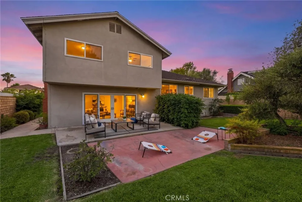 2762 Tern Circle Costa Mesa, CA 92626