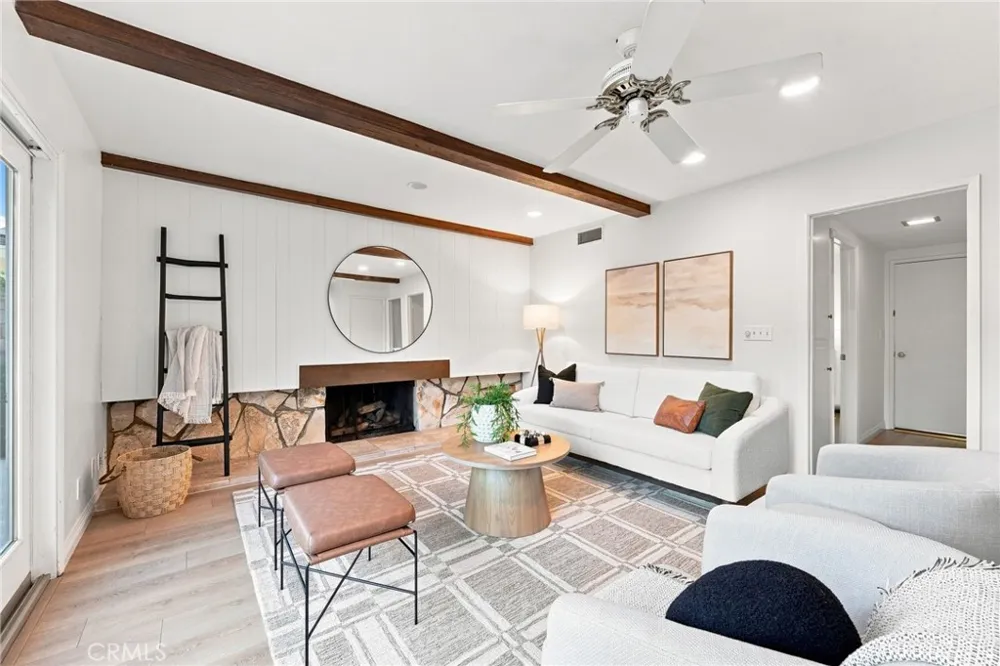 2762 Tern Circle Costa Mesa, CA 92626
