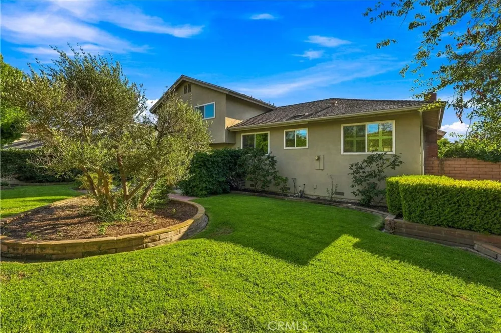 2762 Tern Circle Costa Mesa, CA 92626