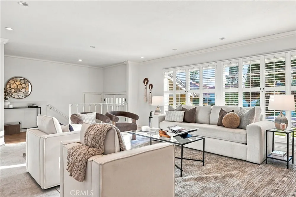 2762 Tern Circle Costa Mesa, CA 92626